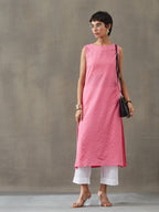 VASVI Women Cotton Solid Thread Work Straight Kurta, Pink