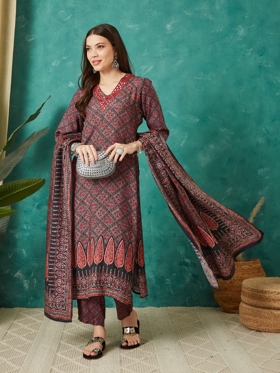 VASVI Muslin Printed Adda Work Kurta Pant with Dupatta, Red