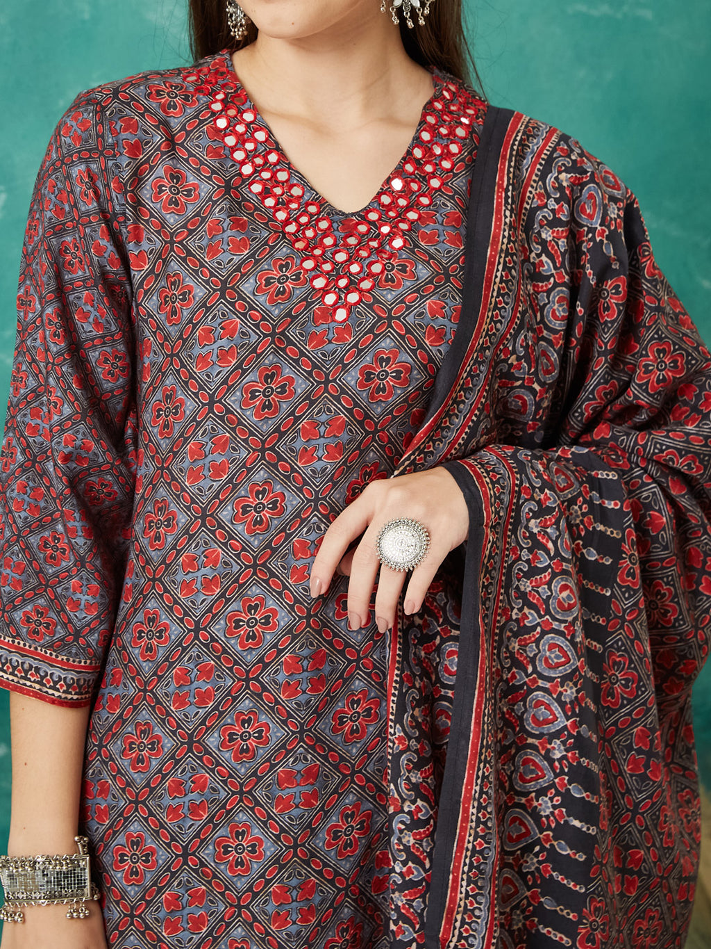 VASVI Muslin Printed Adda Work Kurta Pant with Dupatta, Red