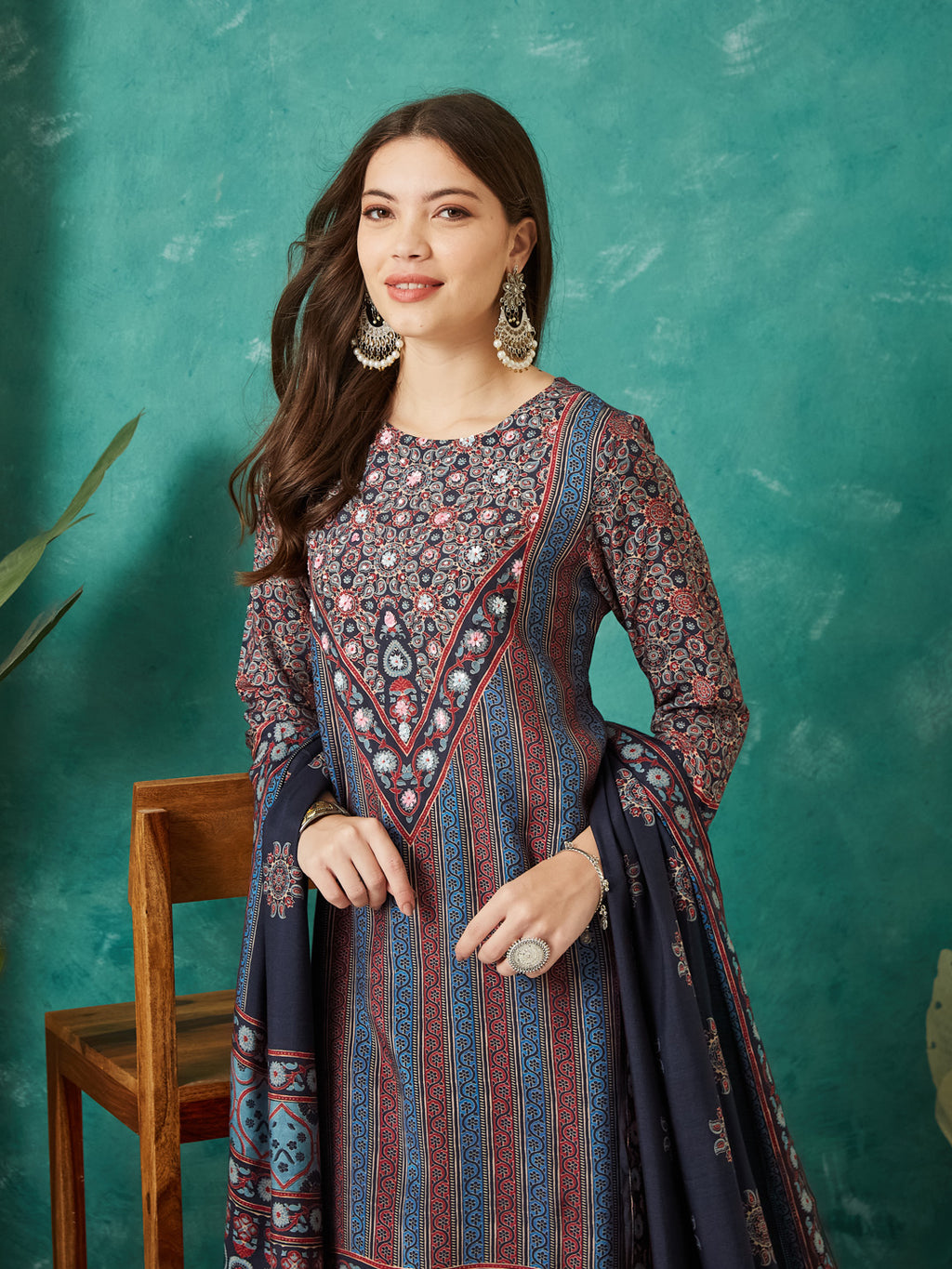 VASVI Muslin Printed Adda Work Straight Kurta Pant with Dupatta, Blue