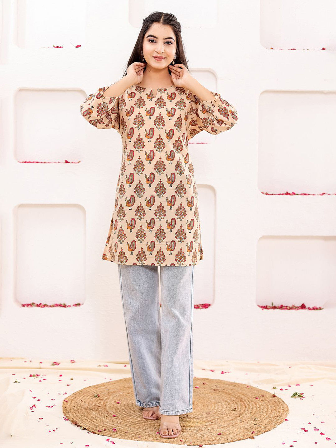 VASVI Women Cotton Floral Printed Top, Beige