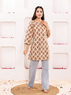 VASVI Women Cotton Floral Printed Top, Beige