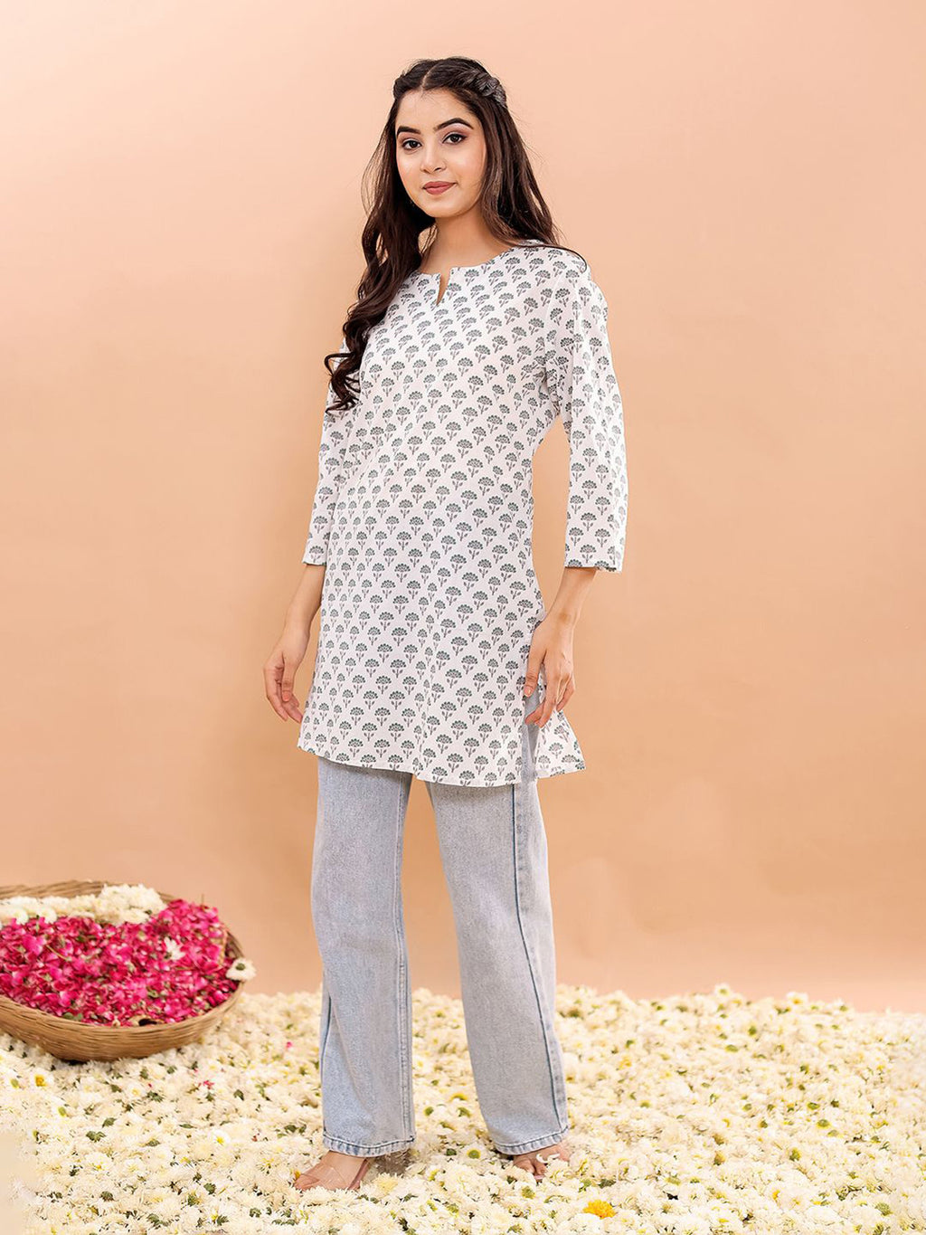 VASVI Women Cotton Floral Printed Top, Off White