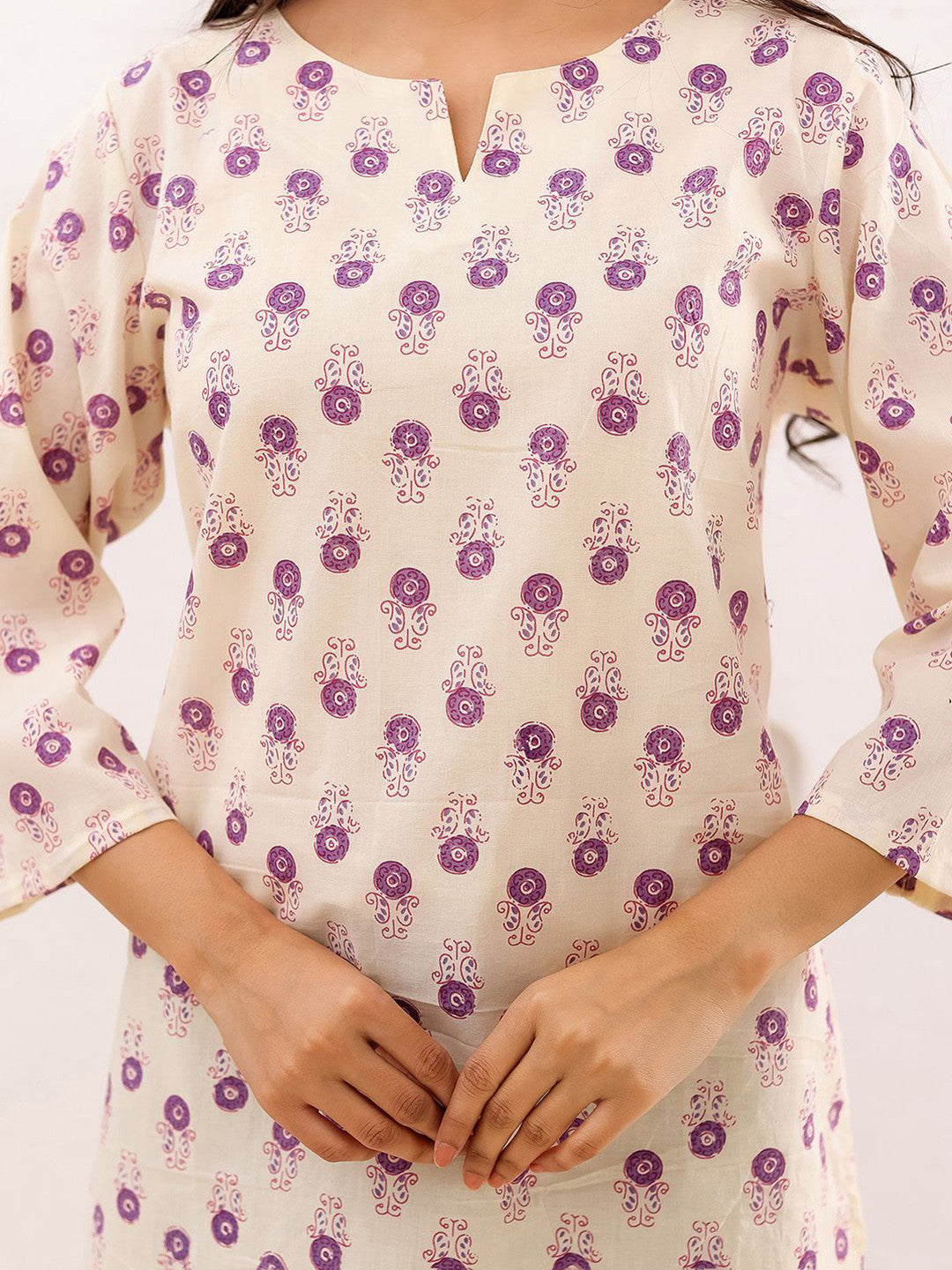 VASVI Women Cotton Floral Printed Top, Purple