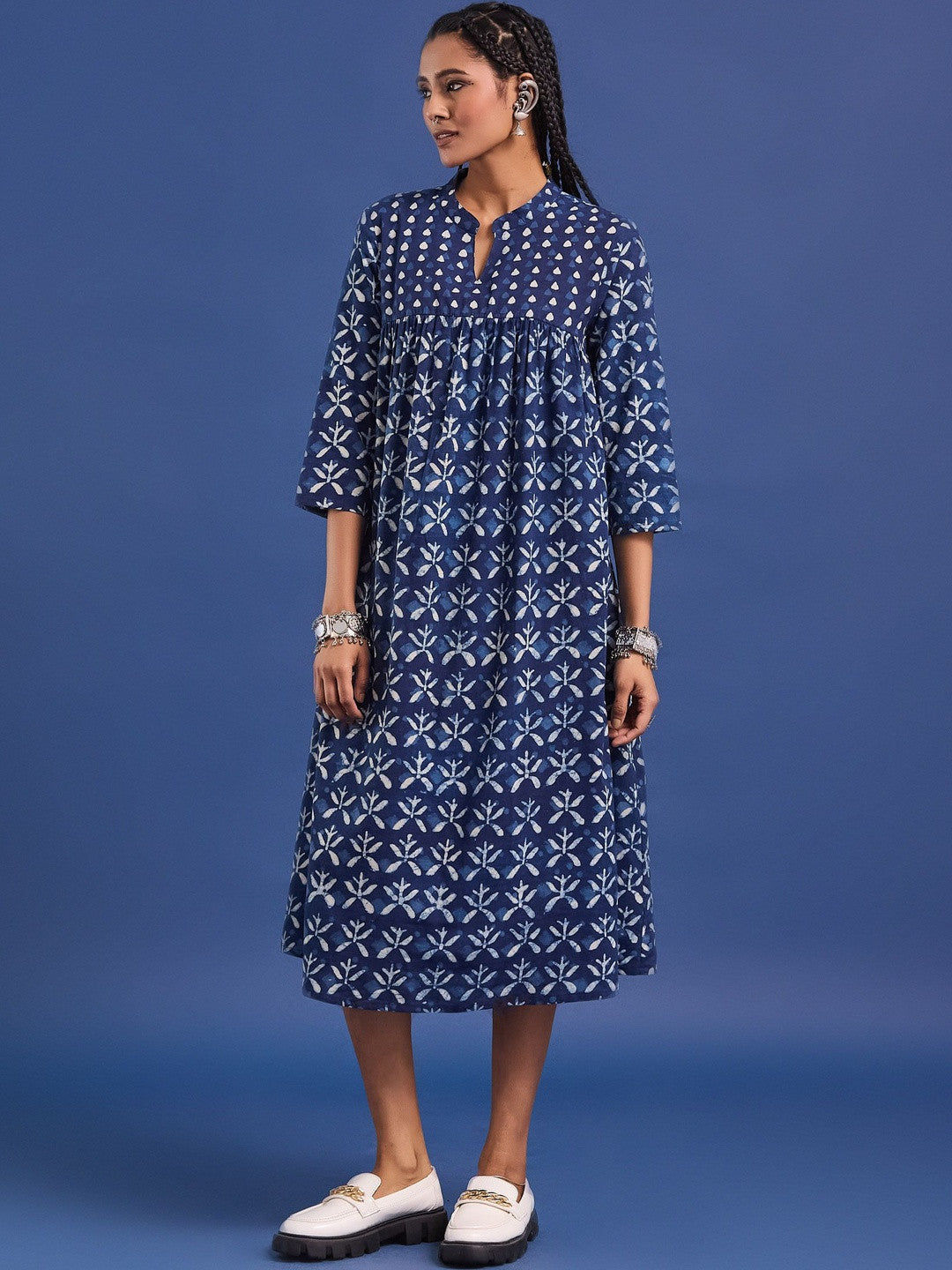 VASVI Women Indigo Printed Pure Cotton Fit & Flared Dress