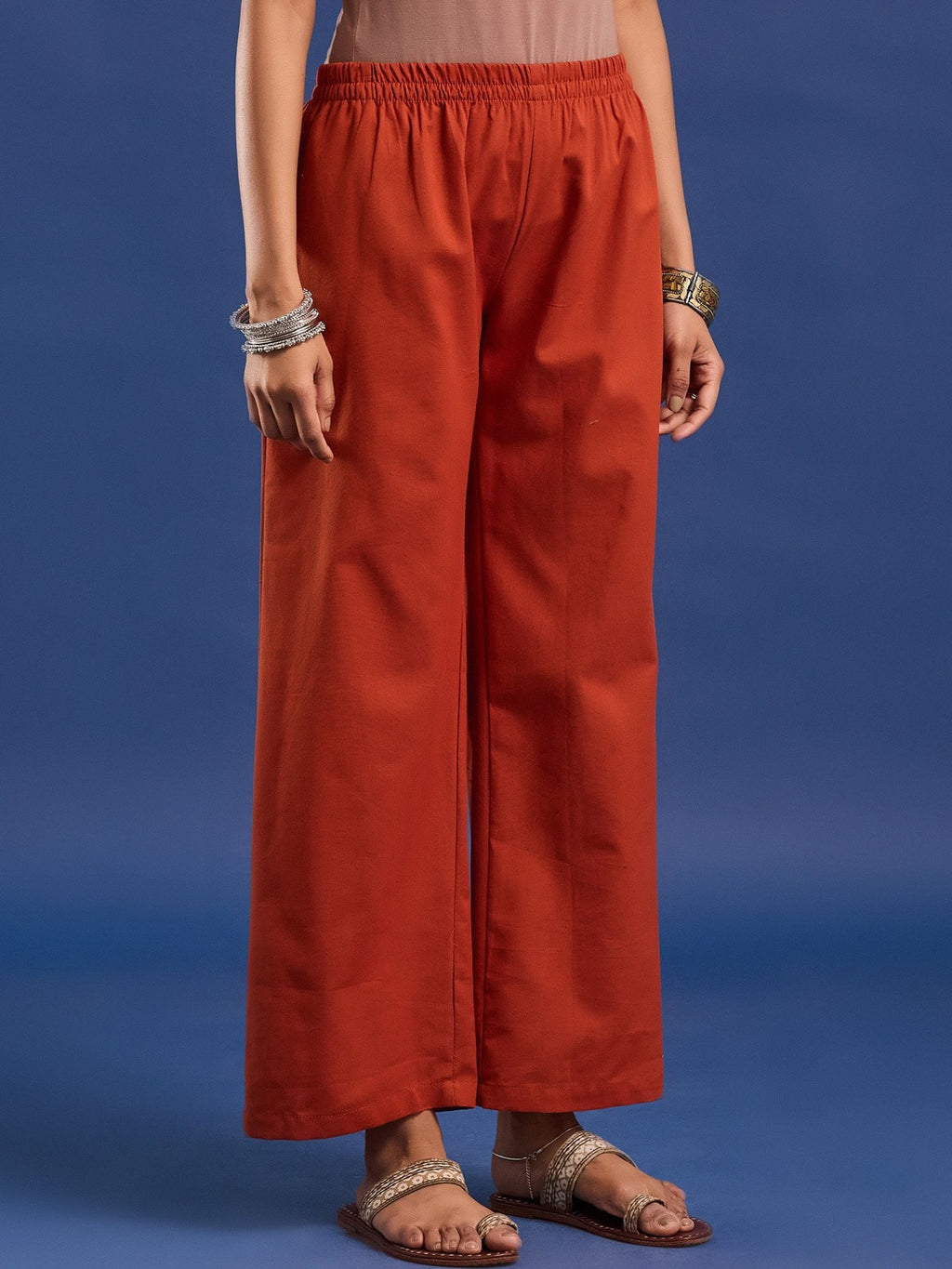 VASVI Women Hand Block Printed Pure Cotton Straight Kurta Trousers With Dupatta