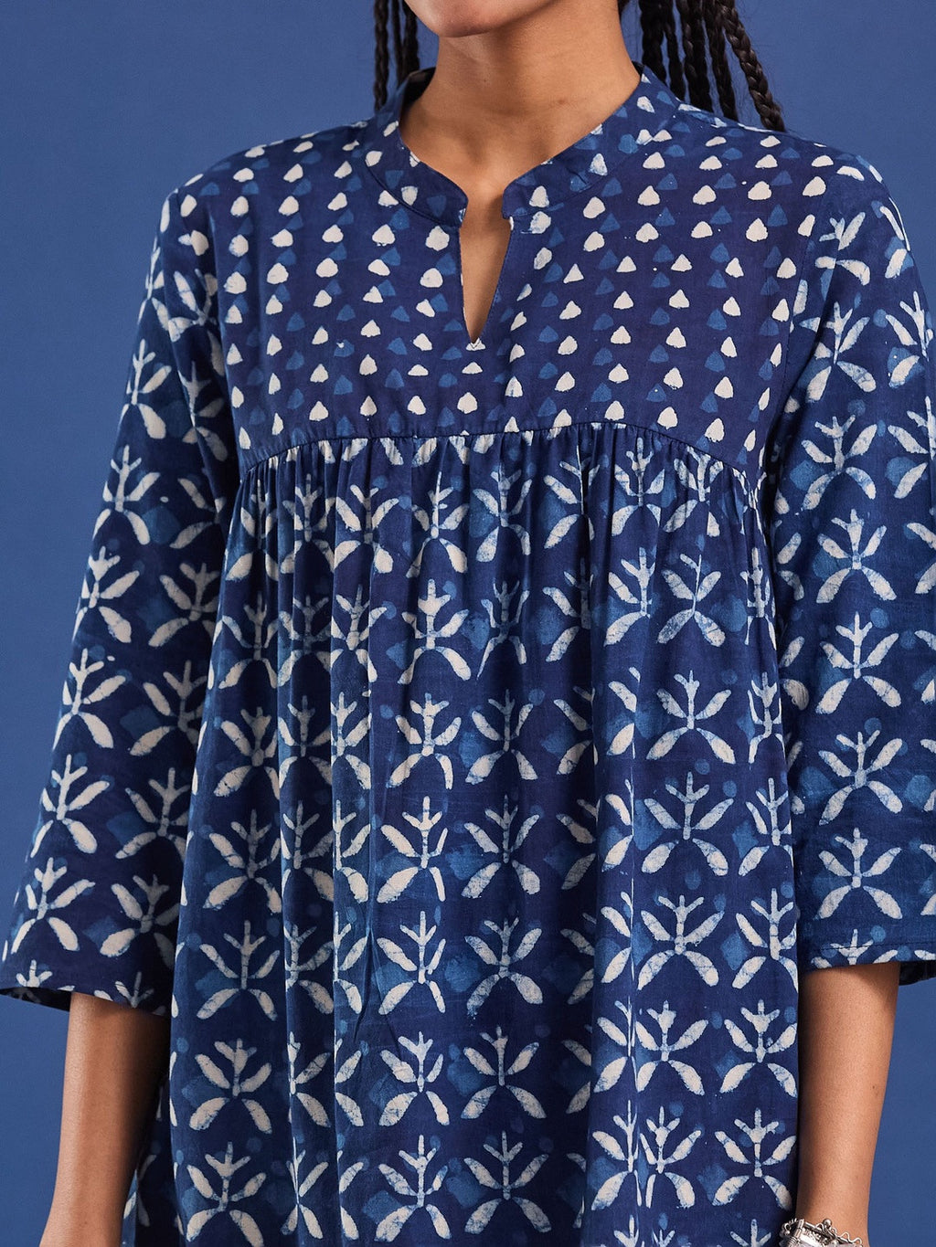 VASVI Women Indigo Printed Pure Cotton Fit & Flared Dress