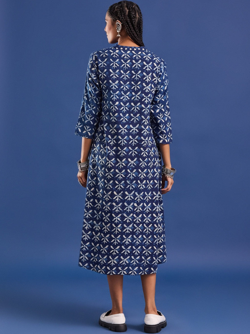 VASVI Women Indigo Printed Pure Cotton Fit & Flared Dress