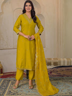VASVI Women Ethnic Motifs Embroidered Thread Work Chanderi Silk Kurta with Trousers & With Dupatta