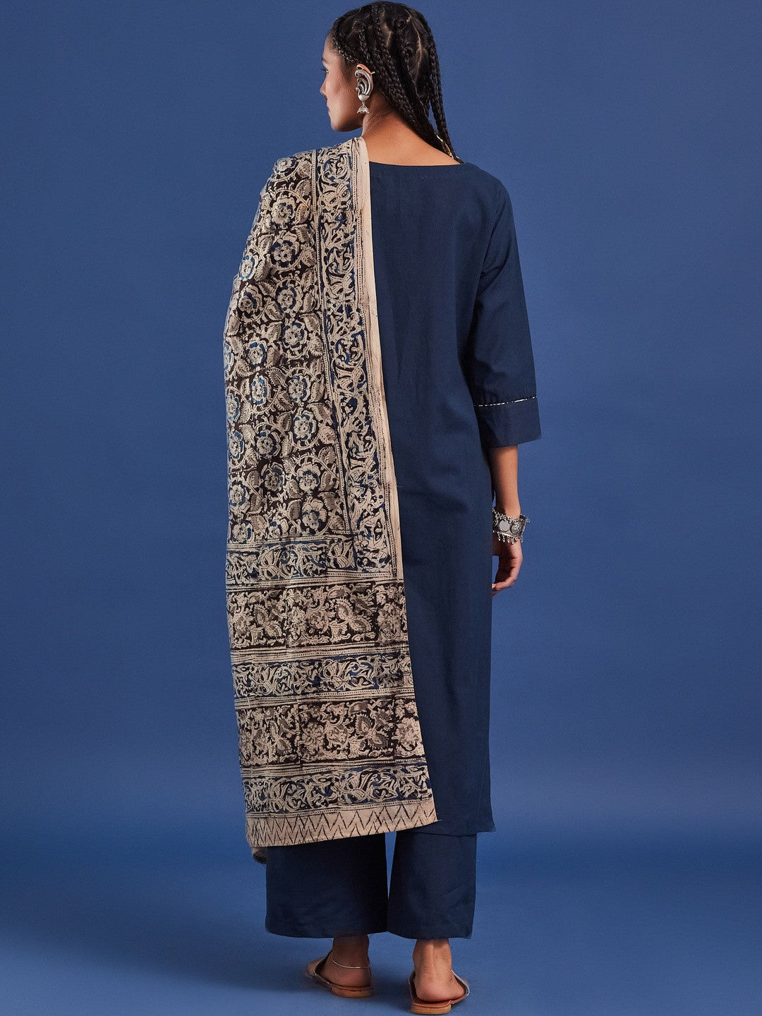 VASVI Women Hand Block Printed Pure Cotton Straight Kurta Trousers With Dupatta