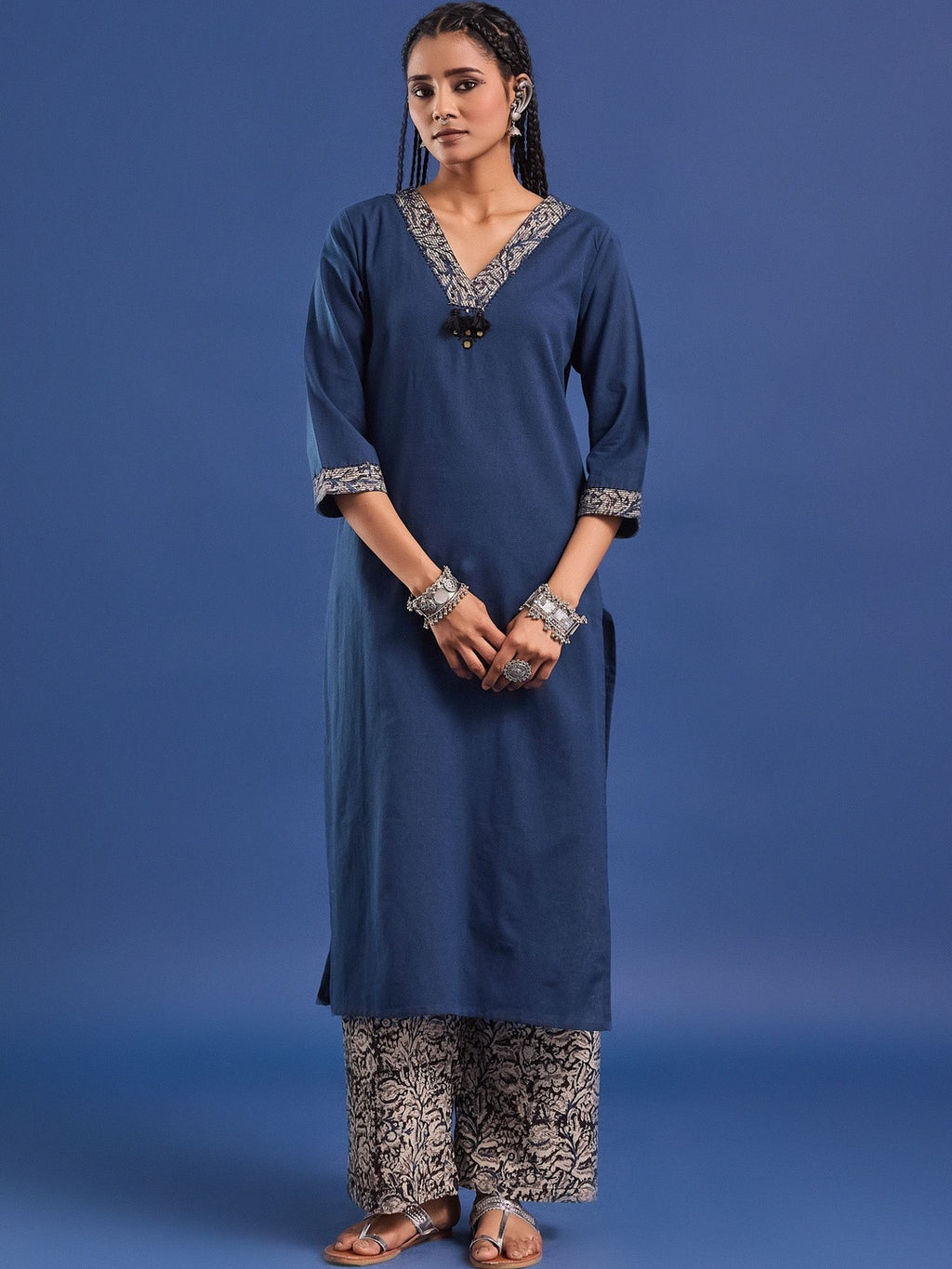 VASVI Women Pure Cotton Straight Kurta With Trousers