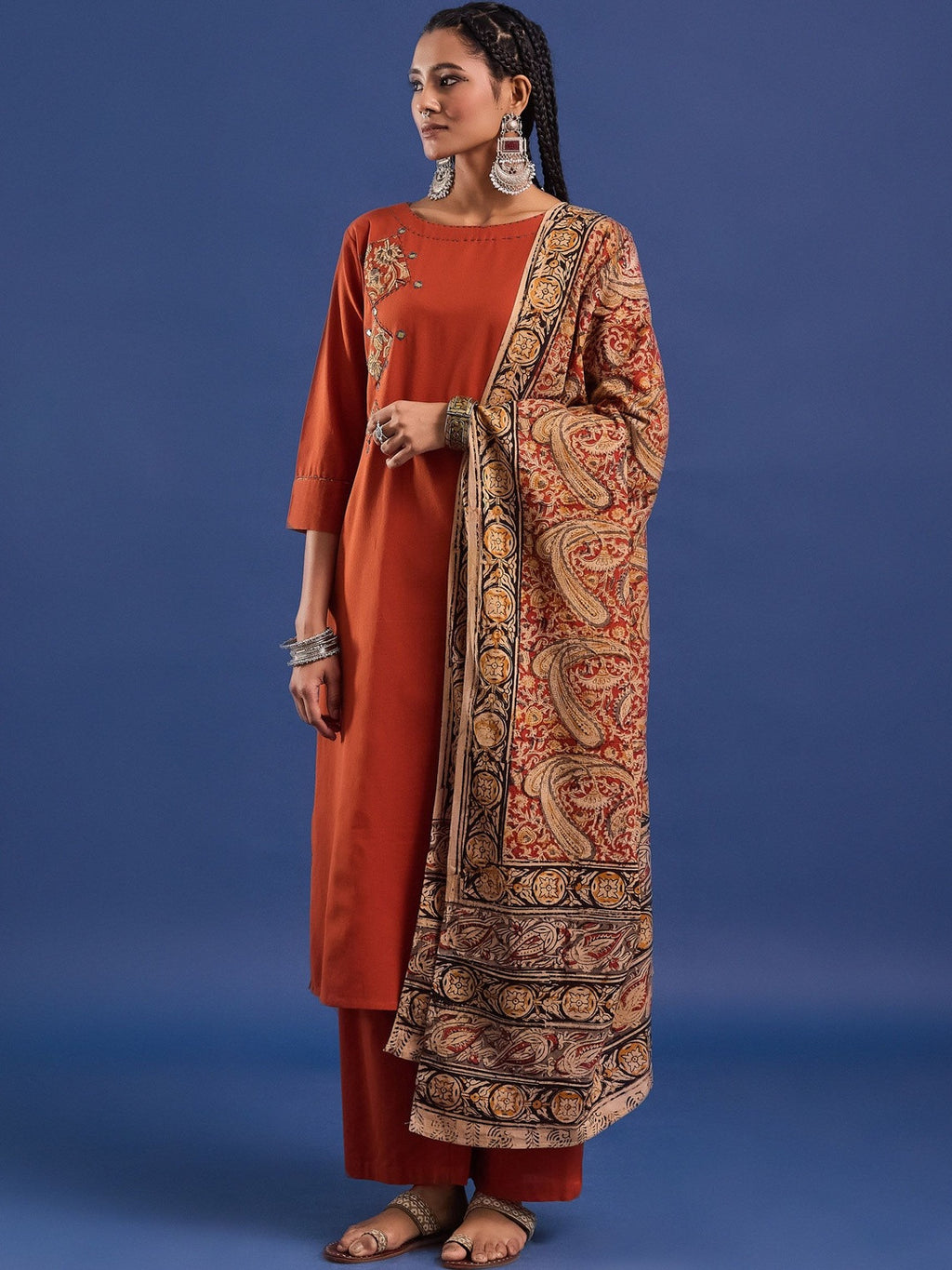 VASVI Women Hand Block Printed Pure Cotton Straight Kurta Trousers With Dupatta